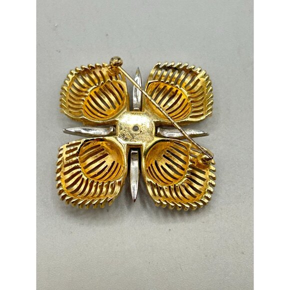 Crown Trifari Maltese Cross Brooch Gold Tone Rhinestone Hard To Find Design - Picture 5 of 7